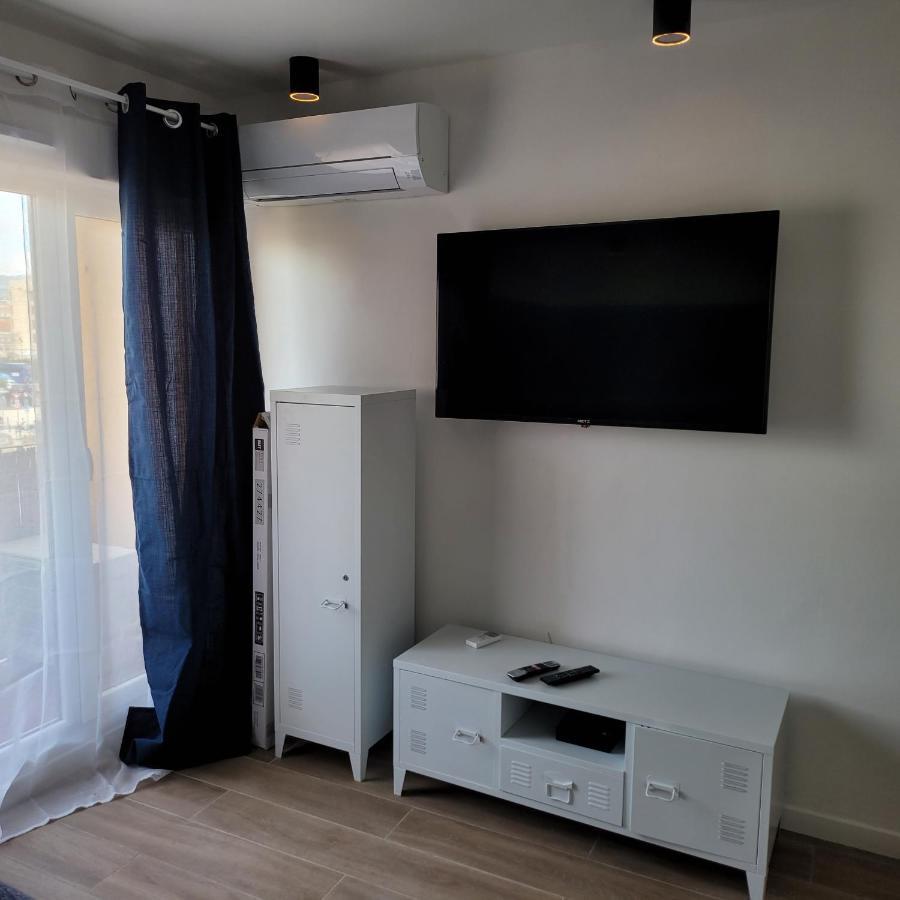 Studio Gare Saint Charles 7Eme 10 Mns Vieux Port Apartment Marsilia Exterior foto